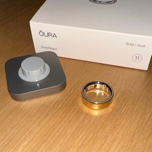 Oura ring 4 gold size 11